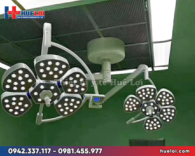 đèn mổ treo trần PJLED 5/5 - lắp đặt tại phòng mổ