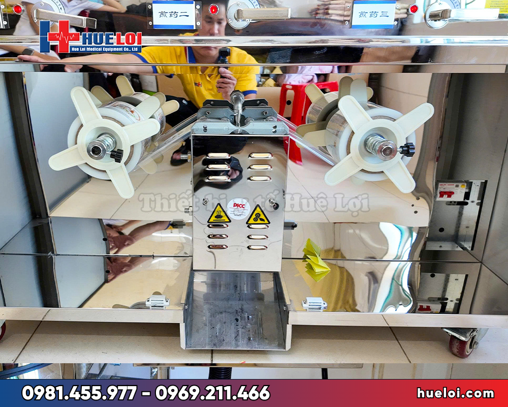 Máy sắc thuốc đóng túi tự động 3 nồi đun YJC20/3+1 - bộ phận đóng túi