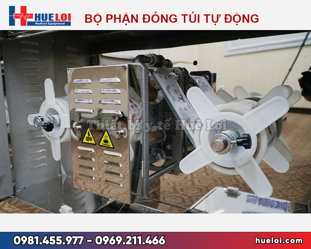 Máy sắc thuốc 2 nồi kèm đóng túi tự động YJCL20/2+1(S) - bộ phận đóng túi 