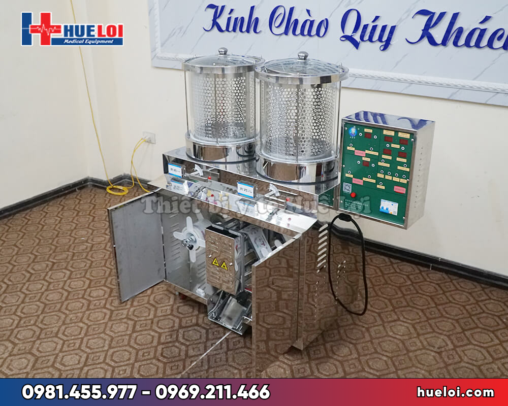 Máy sắc thuốc 2 nồi kèm đóng túi tự động YJCL20/2+1(S) - mặt trước