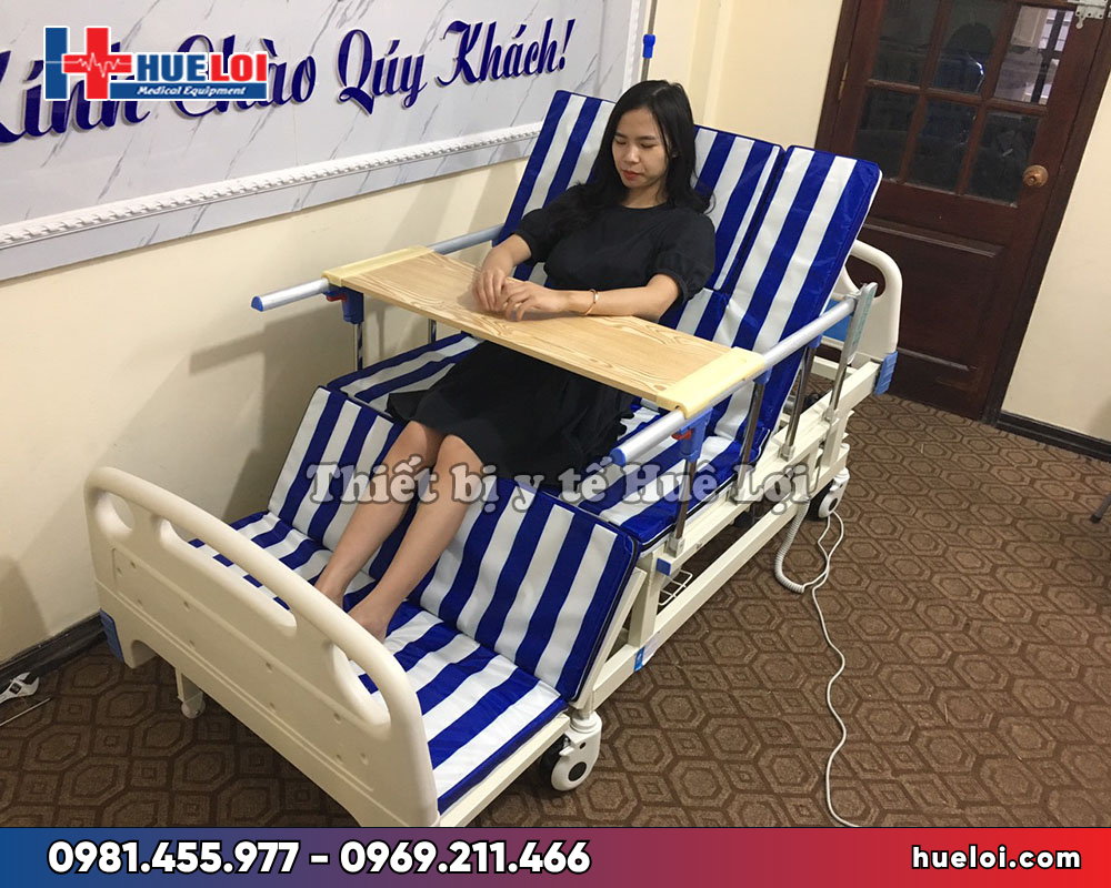 Giường điện đa chức năng JYC01- bệnh nhân sử dụng 