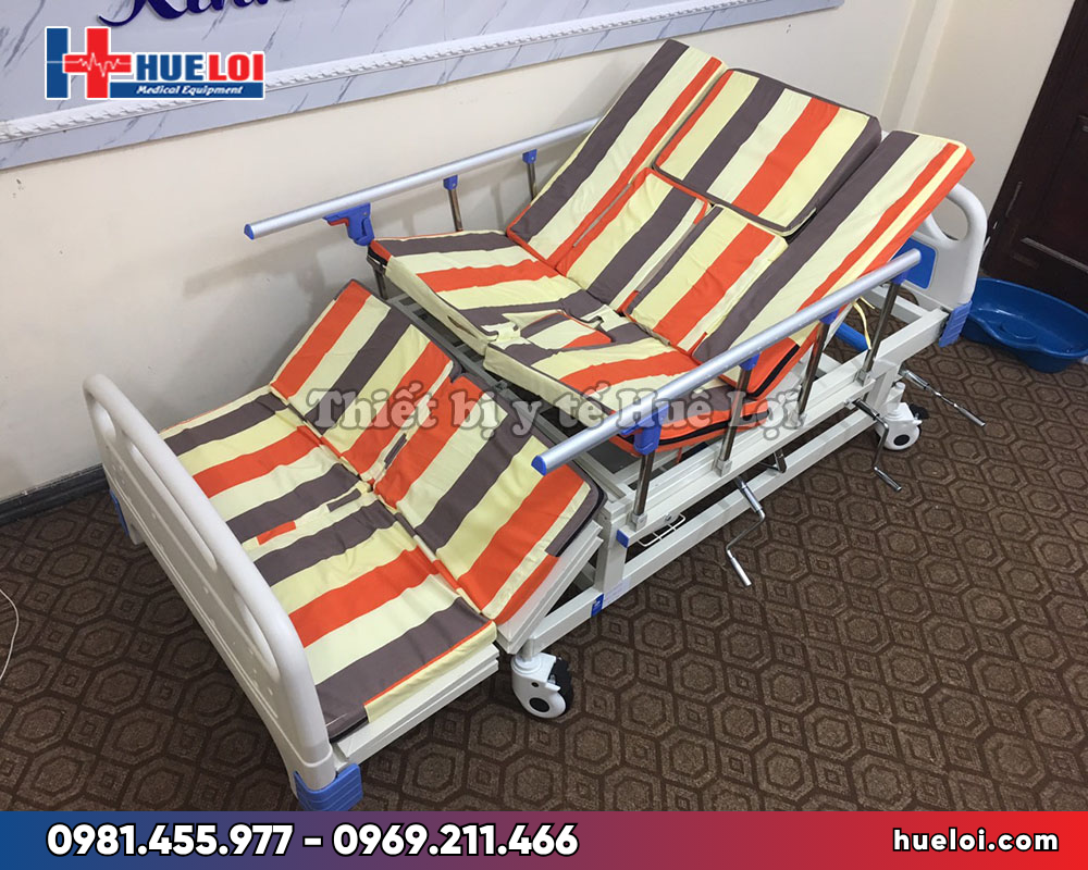 giường bệnh 4 tay quay A01-III - ảnh toàn cảnh giường 