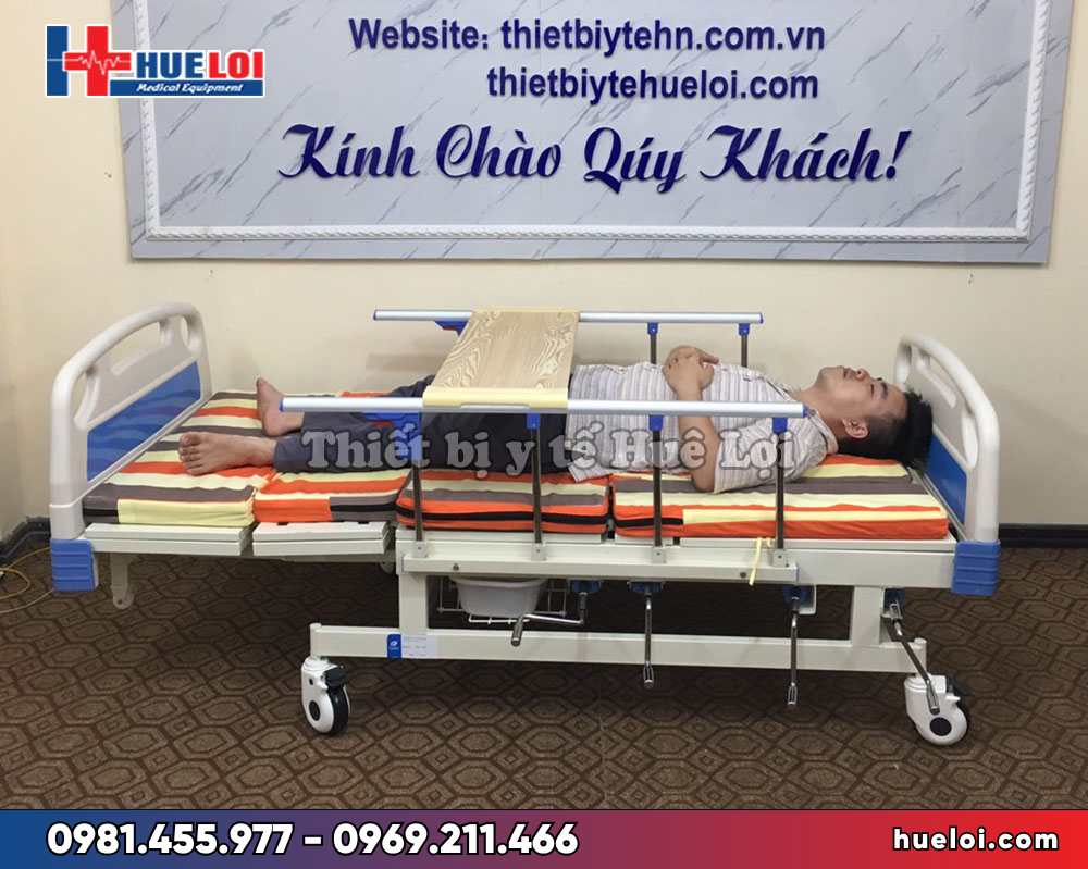 Giường bệnh đa năng cao cấp 4 tay quay A01-III ảnh toàn cảnh 