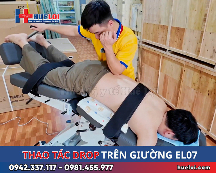 giường nắn chỉnh Coinfycare EL07 - góc để chân và cơ chế bẻ xoắn hai bên