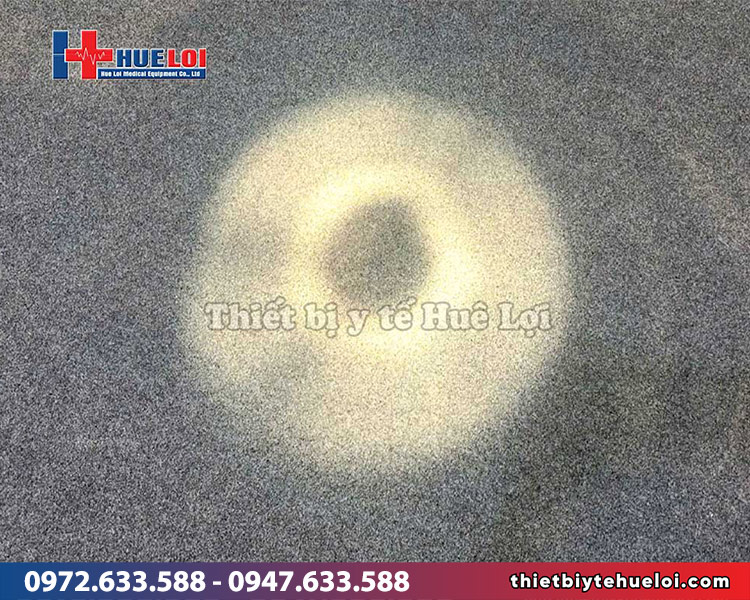 chất lượng chiếu sáng đèn mổ halogen di động