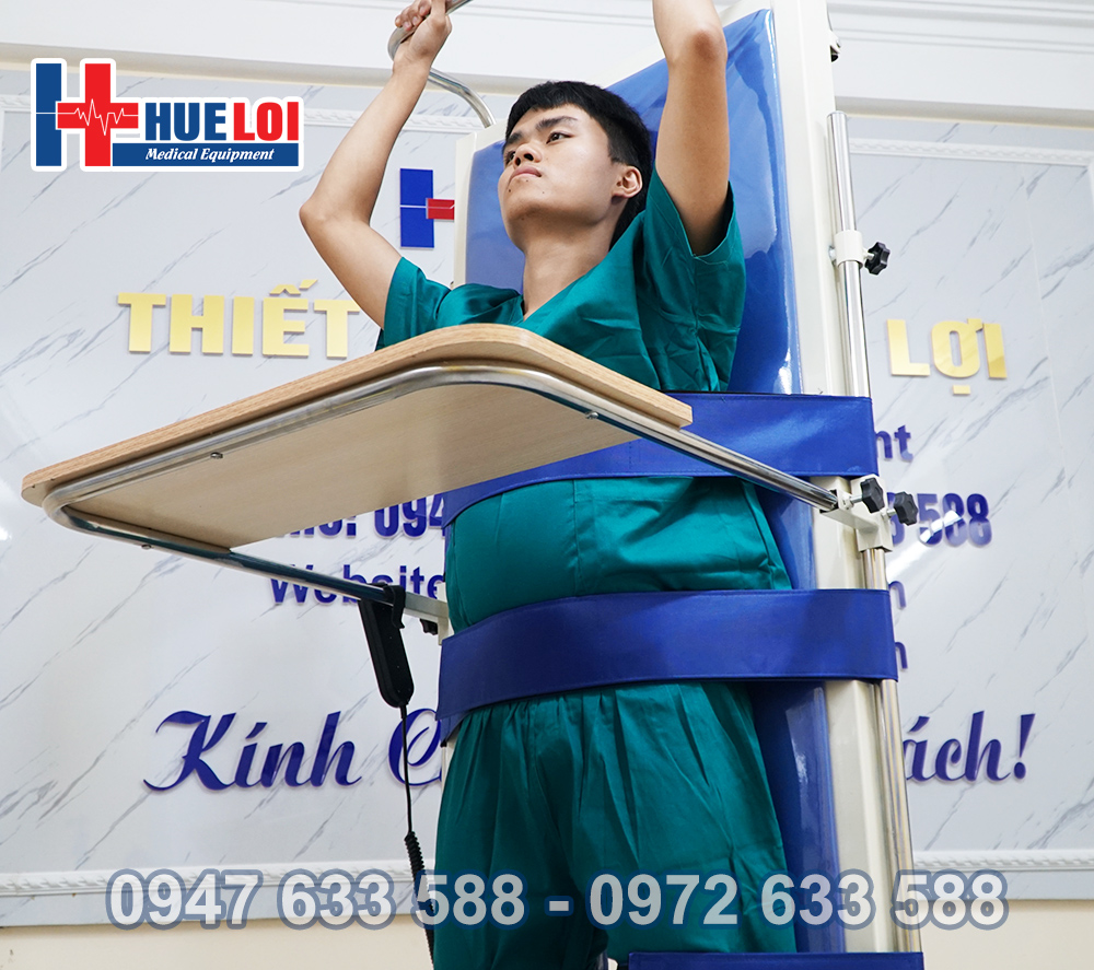 Giường tập đứng cho bệnh nhân