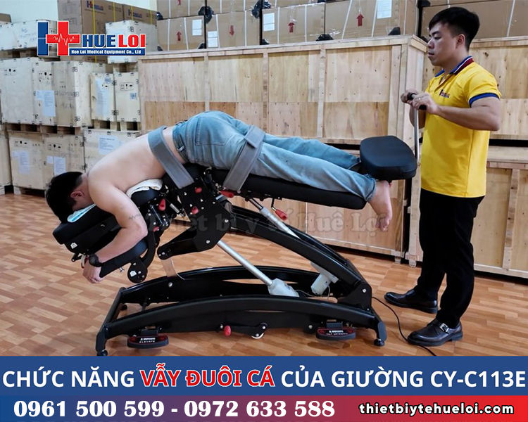 bàn nắn chỉnh cột sống